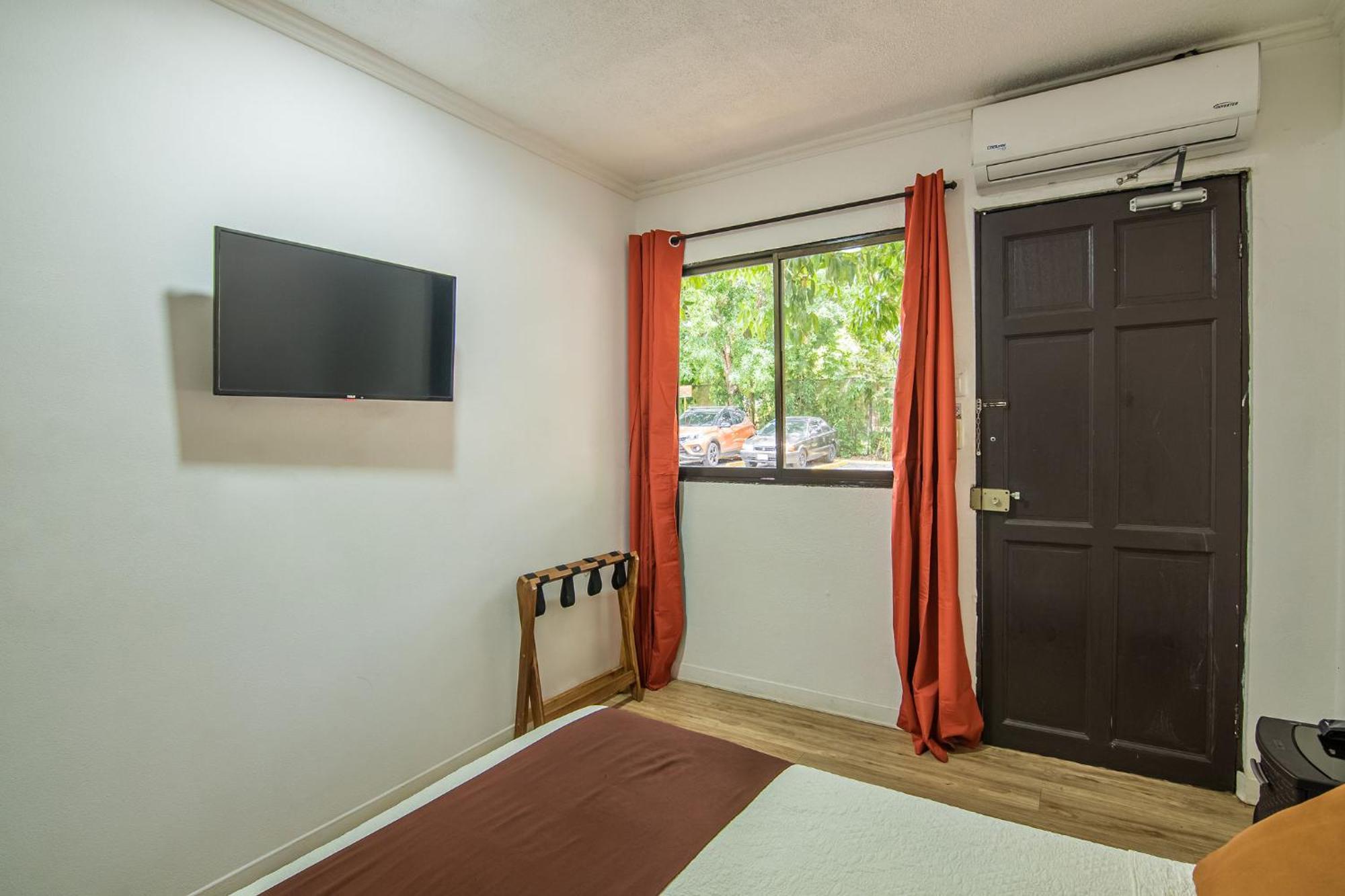 Jaco Lodge Quiet Place (Adults Only) Экстерьер фото